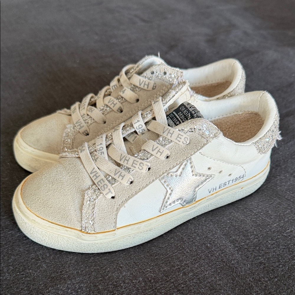 Vintage Havana Kids Sneakers in White, Grey and Silver